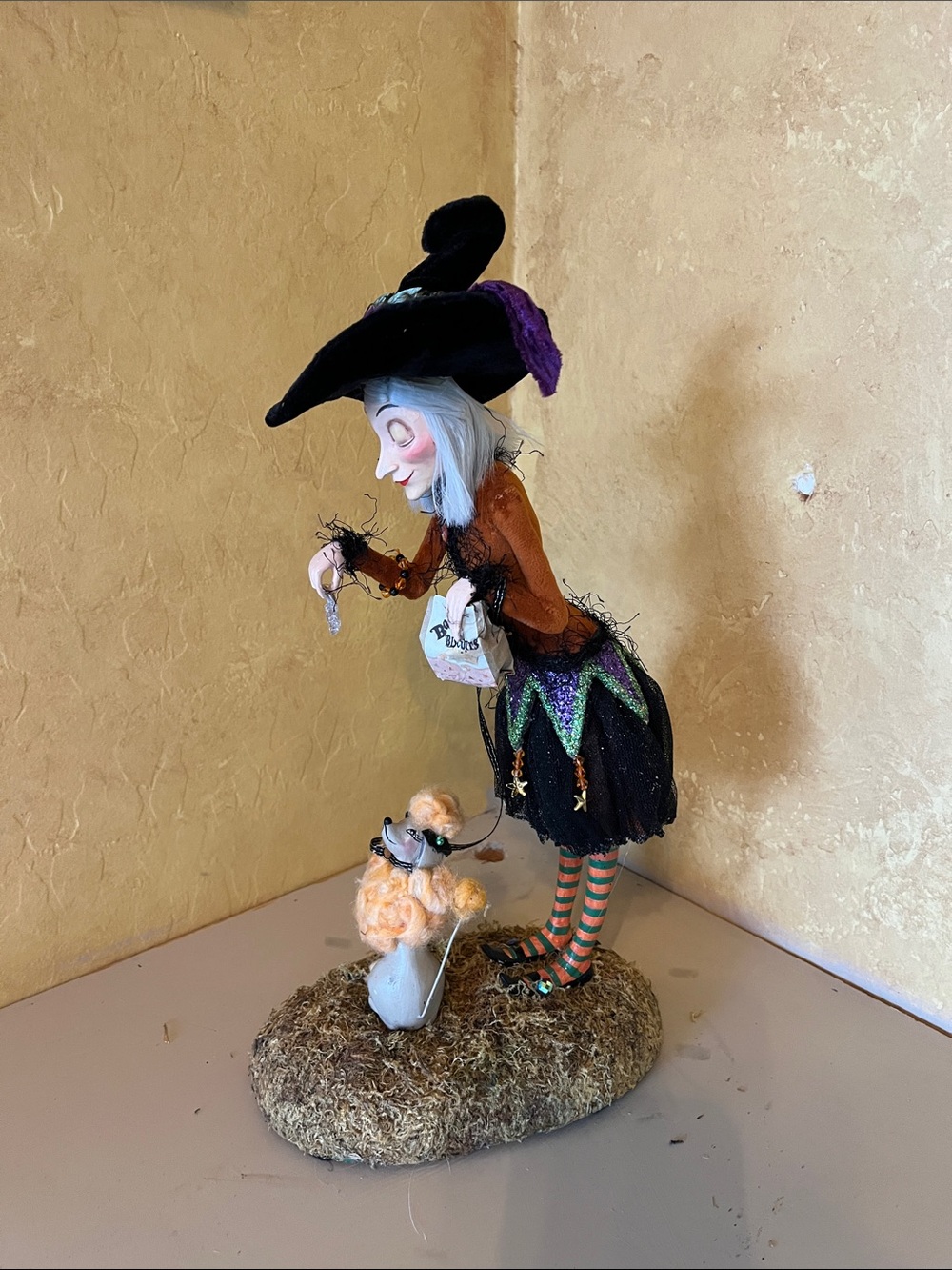 “Belinda” Katherine’s collection - Picture 2 of 3
